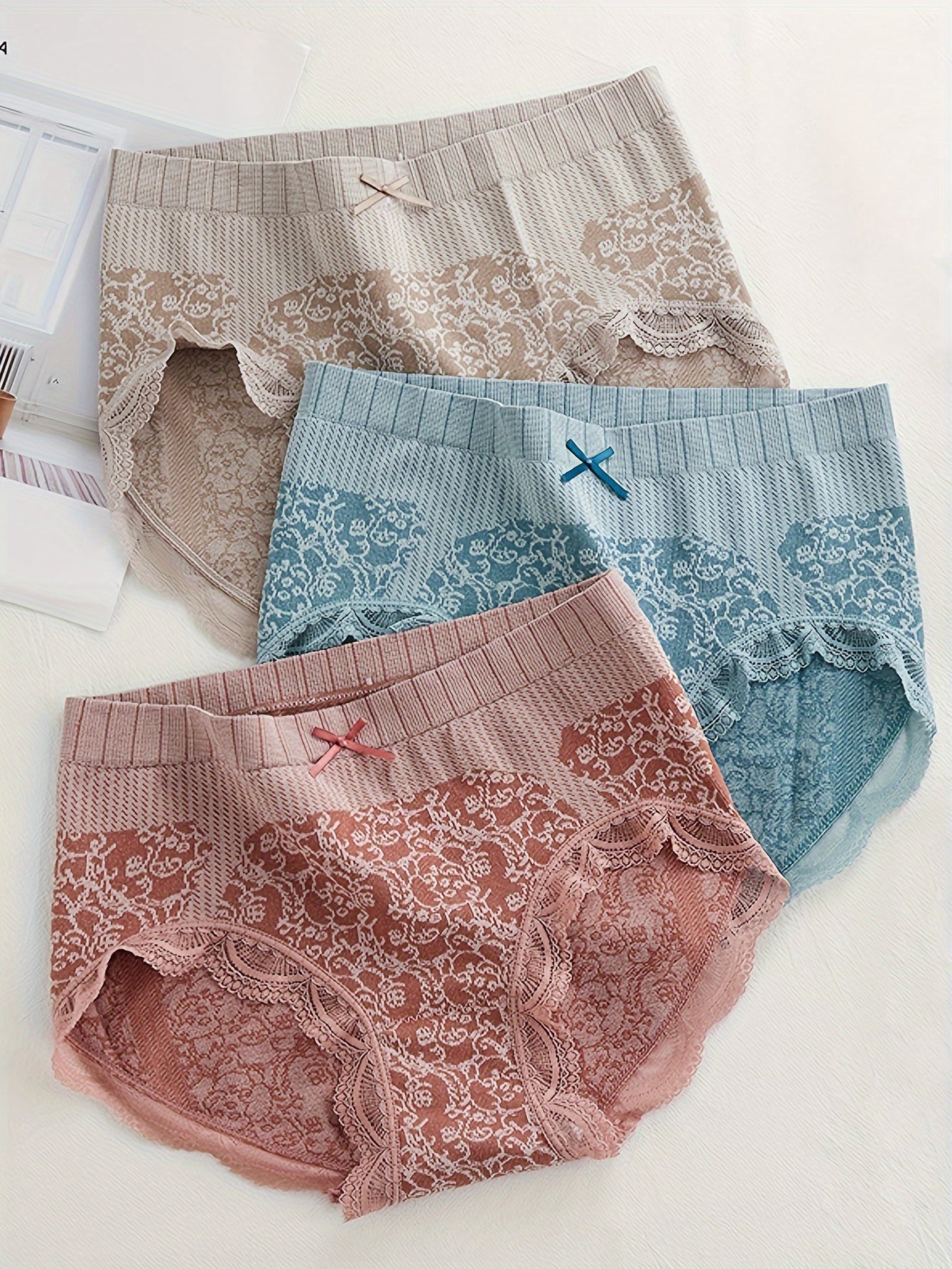 Women's Lace Trim Briefs Breathable Stretchy Lingerie