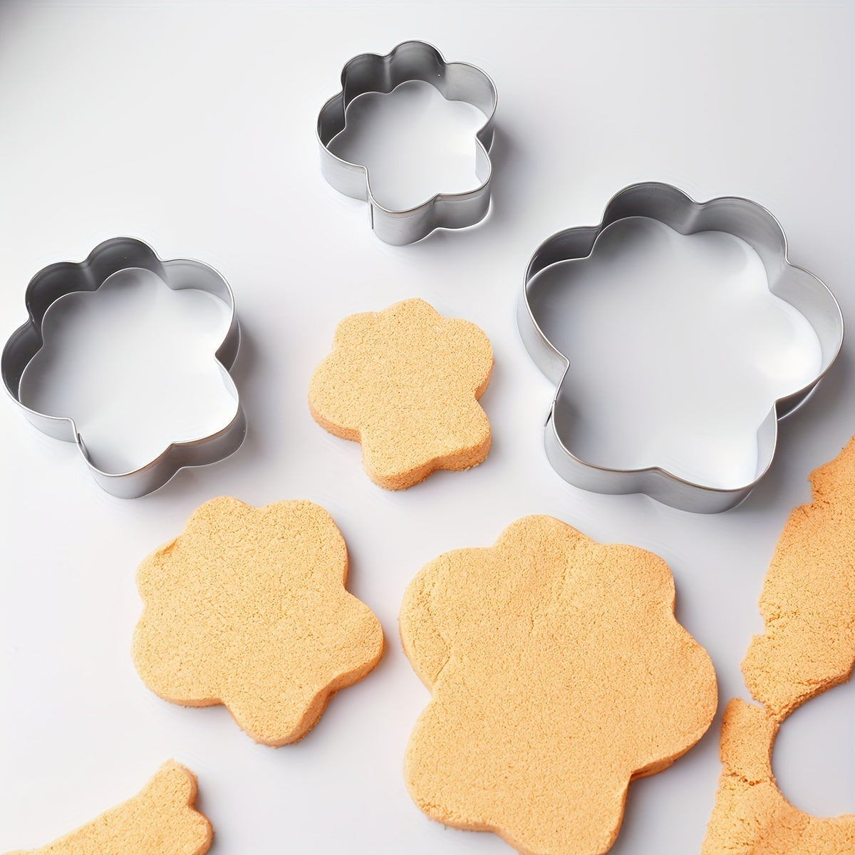 Set of 6 Stainless Steel Flower and Bone Cookie Cutters for Biscuits Vegetables and Fondant