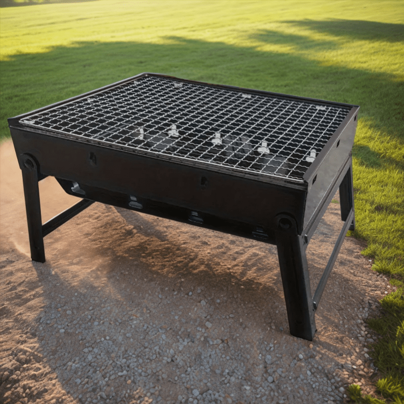 Portativ burilish mumkin bo'lgan zanglamaydigan po'latdan yasalgan ko'mir grill, sayohat, pikniklar va ochiq havoda pishirish uchun ideal. Kichik va mustahkam dizayn.