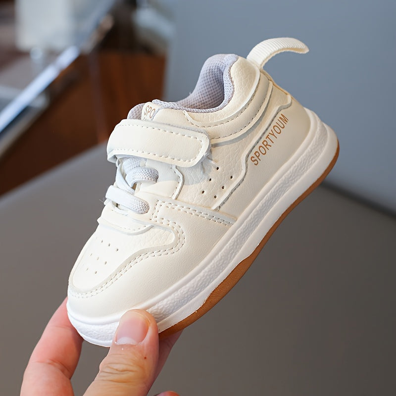 Yumshoq taglikli chaqaloq va bolalar uchun krossovkalar, sirpanmaydigan va nafas oladigan dizayn. Harflar bosma, sehrli lenta yopilishi mavjud, yura olish, ochiq havoda faoliyatlar, yugurish uchun o'g'il va qizlar uchun mos.