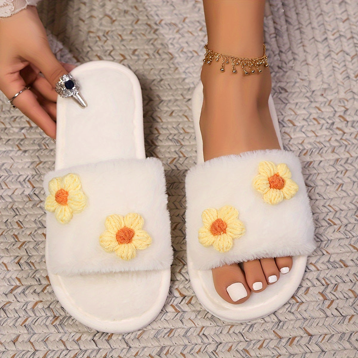 Women's Slip-On Slippers Soft Fabric EVA Sole Indoor Outdoor House Shoes