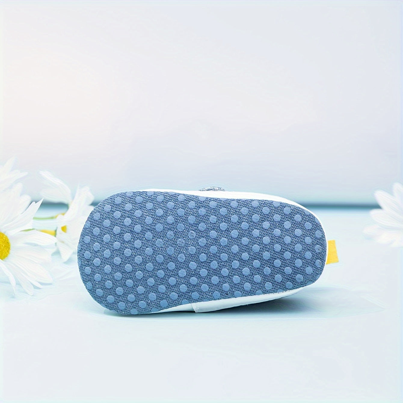 0-1 yoshdagi bolalar uchun bolalar kanvas krossovkalar, yumshoq taglik, kundalik yurish uchun, ko‘k va sariq ranglarda