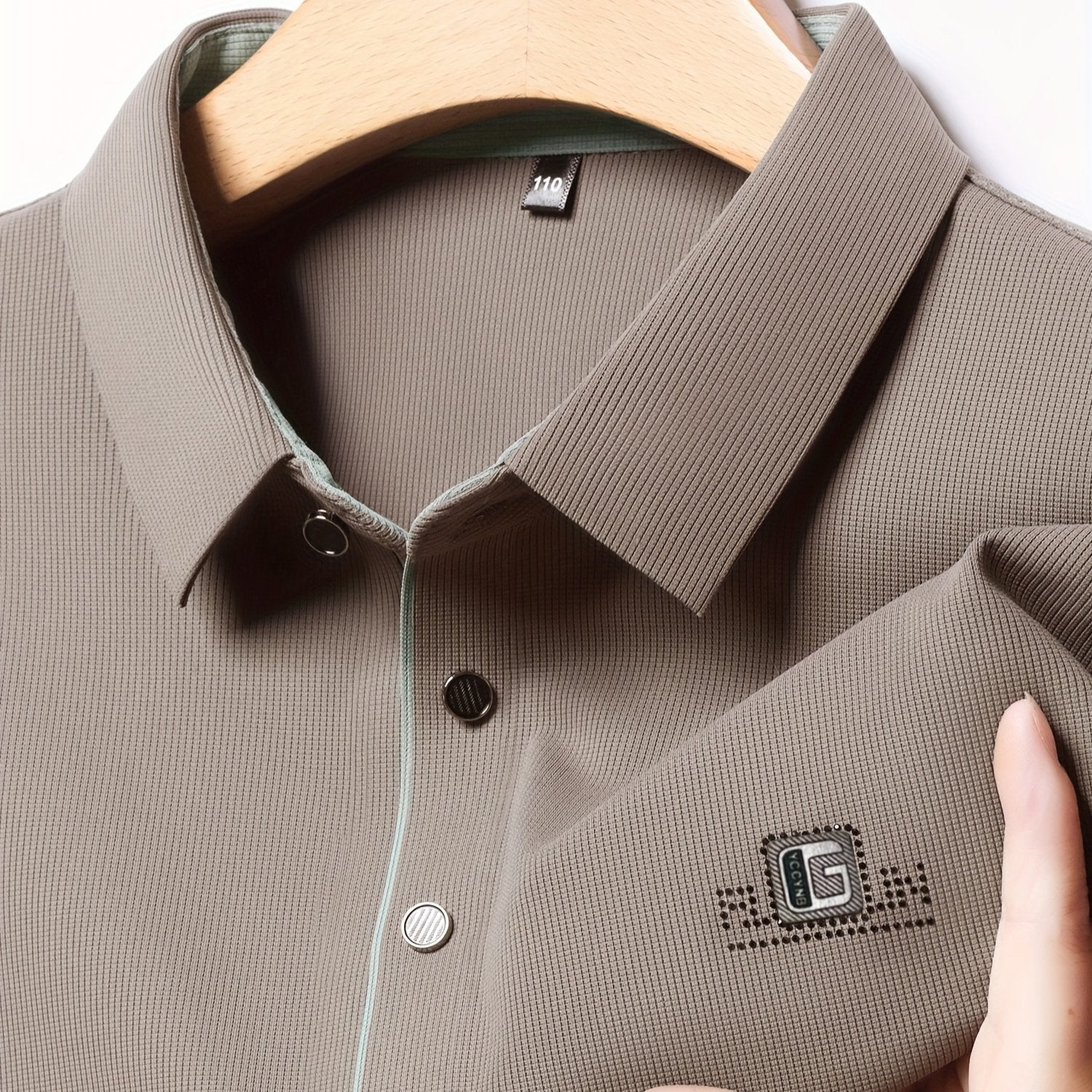 Camisa polo de golf para hombre con cuello de letras y poliéster spandex sólido