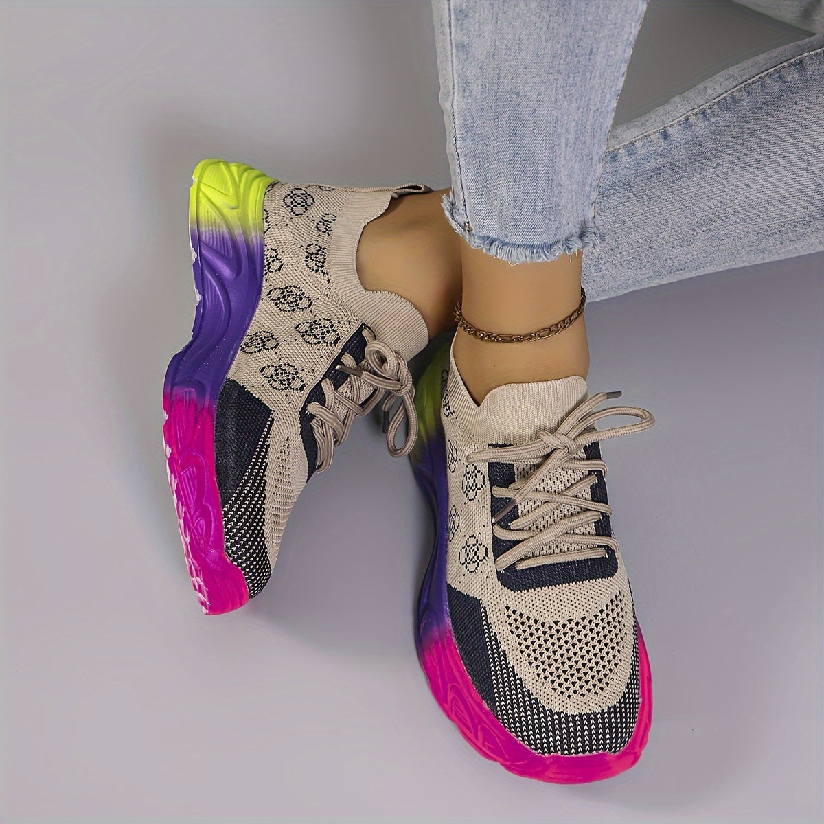 ayollar uchun nafas oladigan yengil paxta krossovkalar pastki yuqori sport poyafzallari