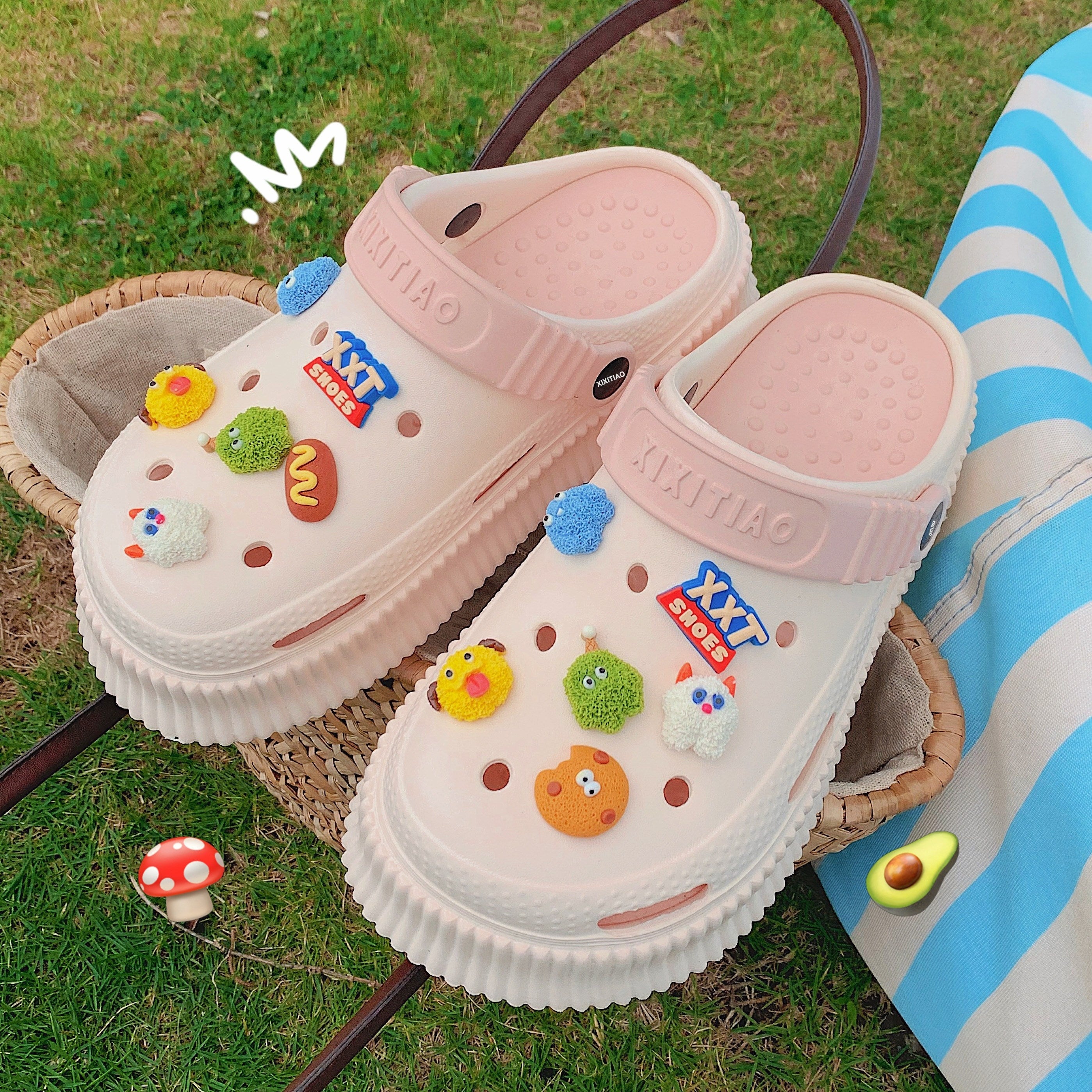 Women's Hollow-Out Slide Sandals EVA Non-Slip Animal Cartoon Summer Spring