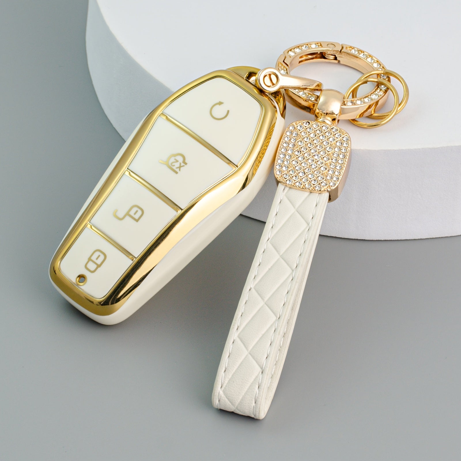 Elegant TPU Key Fob Cover with Crystal Keychain for EV Remote Control