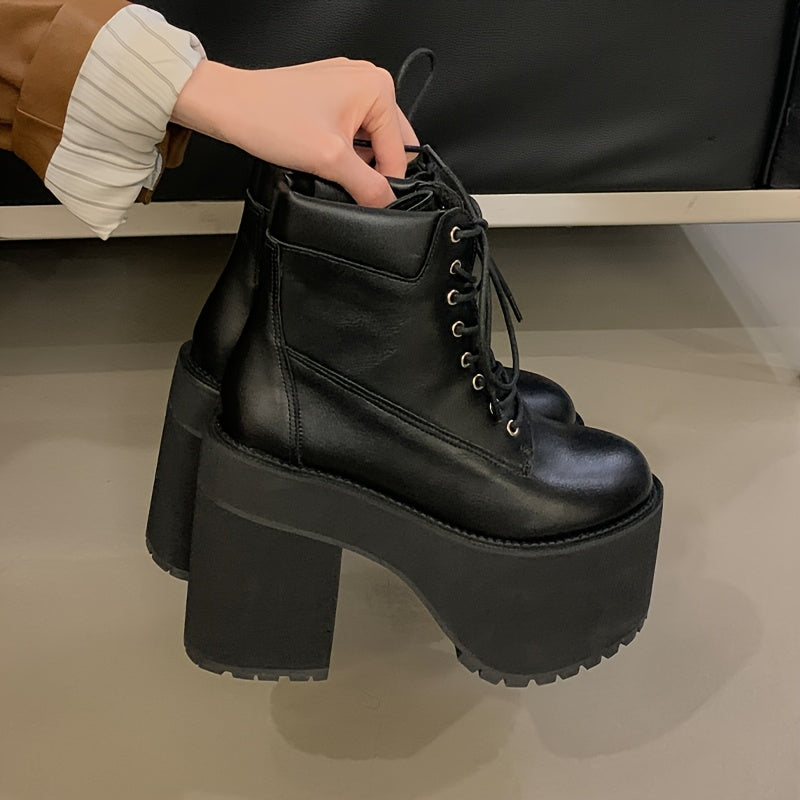 Женские массивные платформенные ботинки на щиколотке однотонные с шнуровкой на широком каблуке