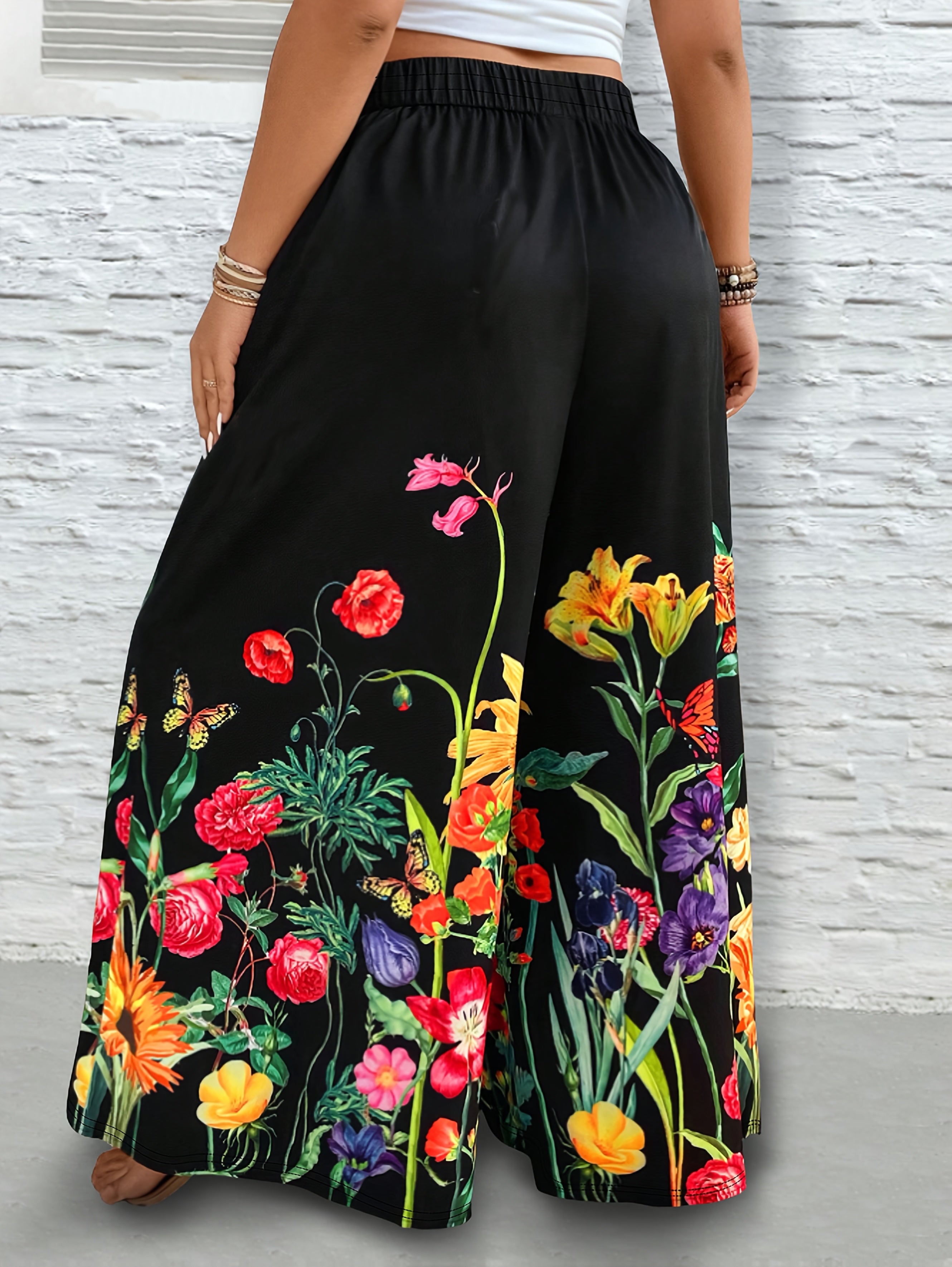 Plus Size Women's Wide-Leg Floral Pants Black Vibrant Print Casual
