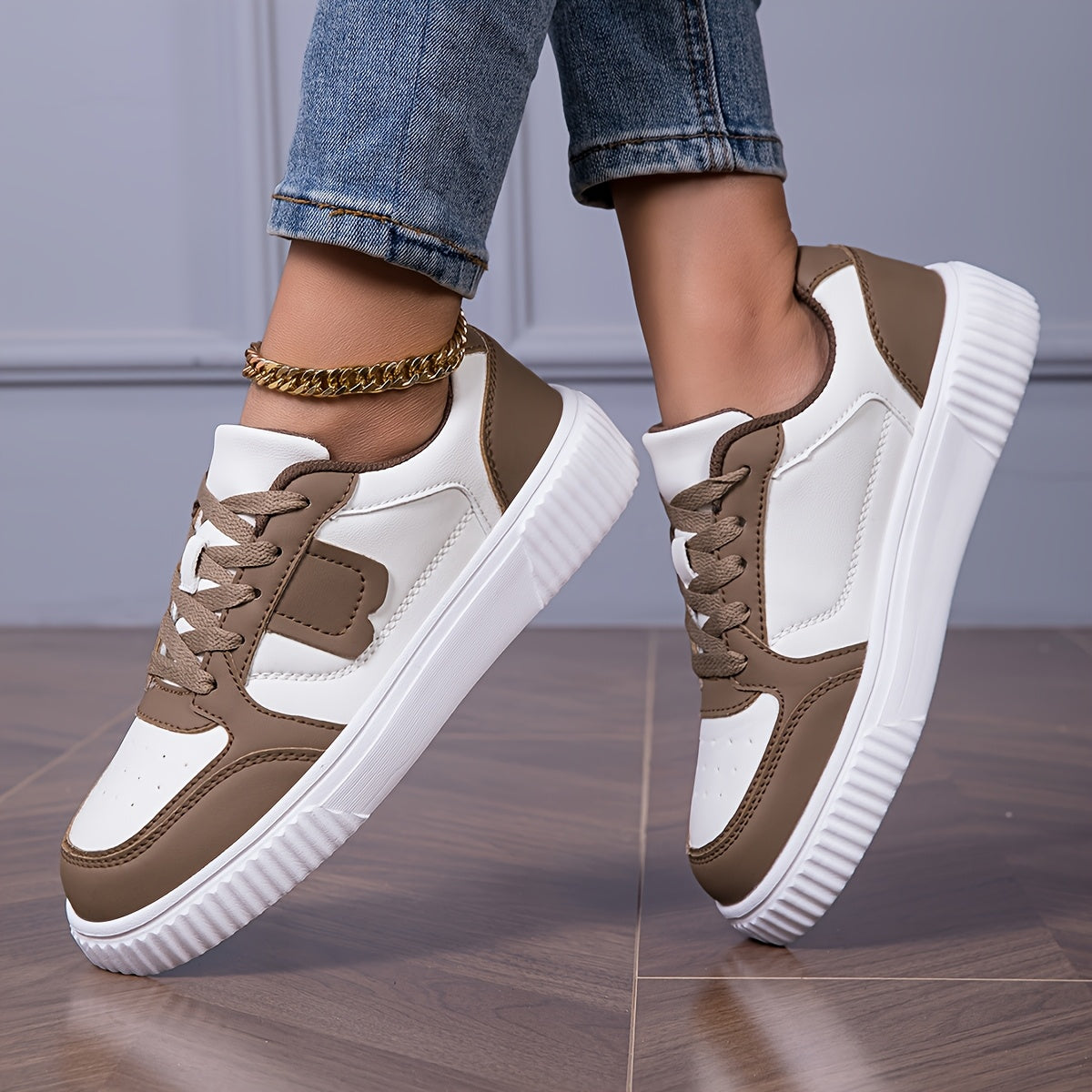 Women's Plus Size Lightweight Casual Sneakers with Thick Sole and Breathable Mesh