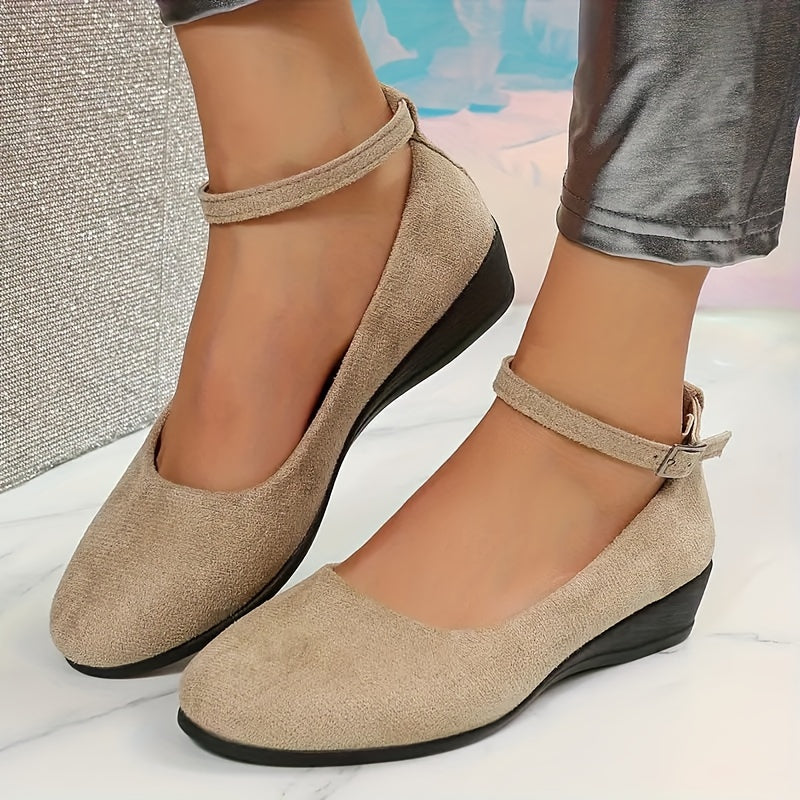 Women's Casual Shoes Low Heel Soft Material Ankle Buckle Strap