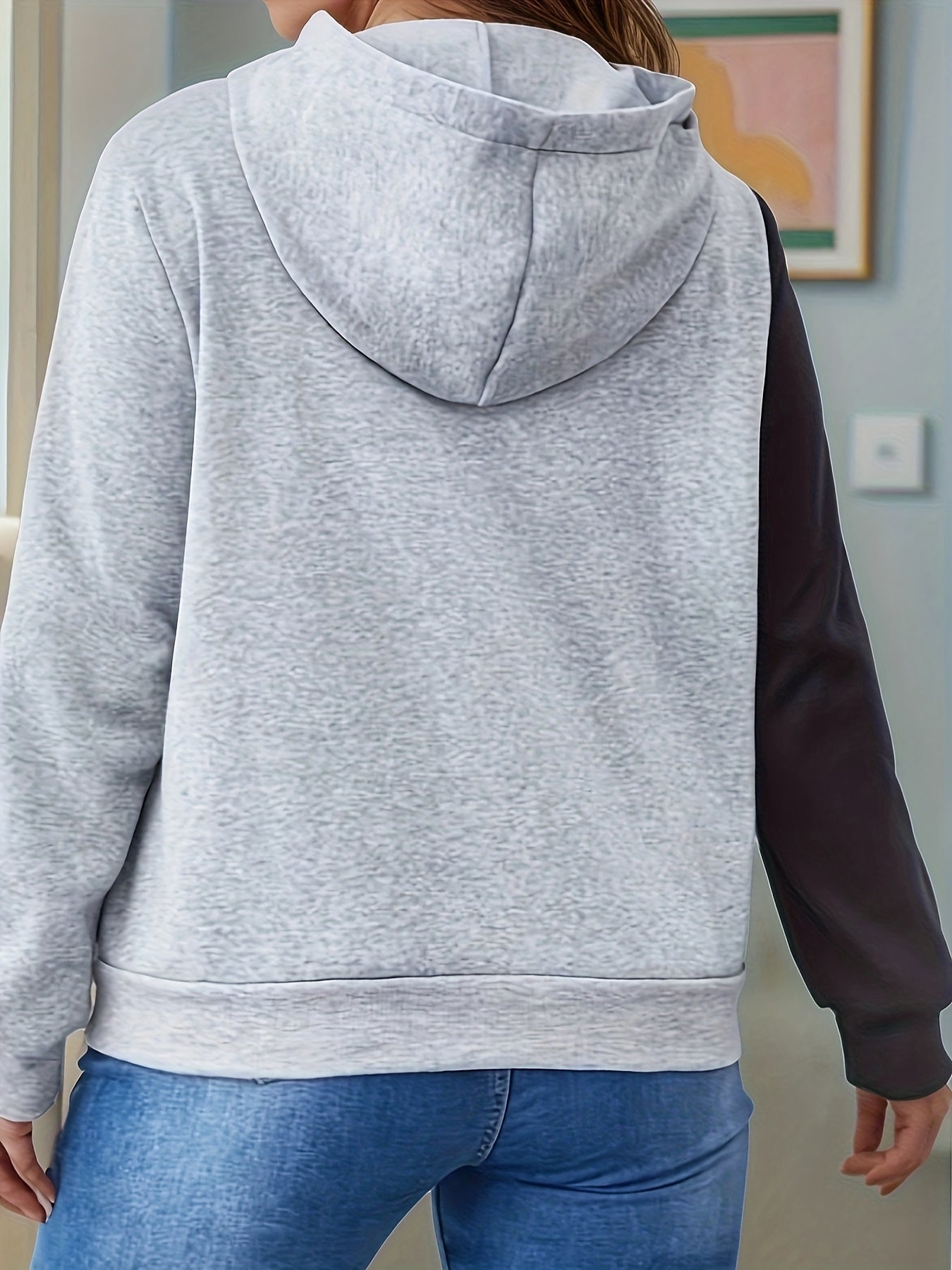 Women's Color Block Hoodie Long Sleeve Pullover with Cut-Out Detail