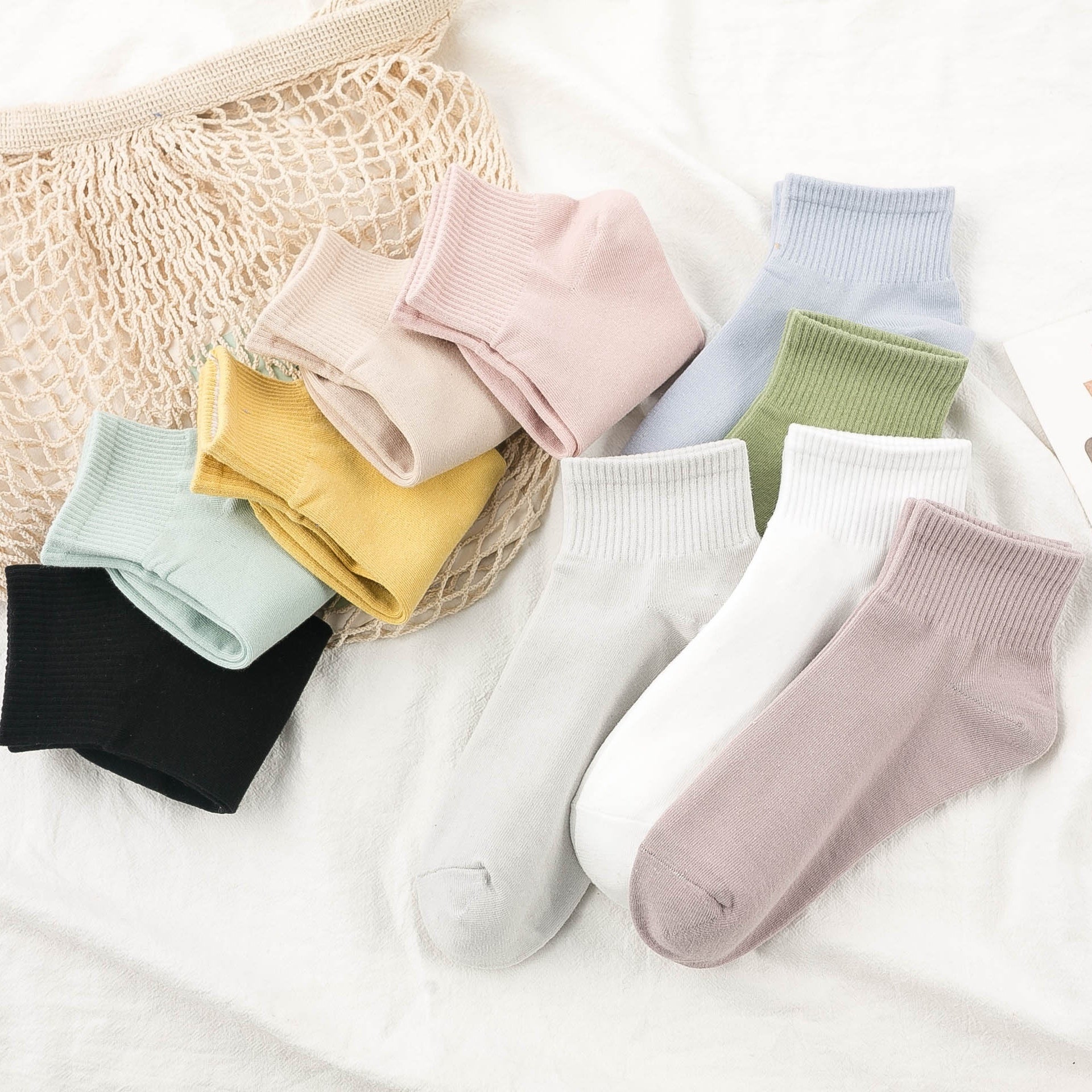 Women’s Crew Socks 10 Pairs Solid Color Comfortable Knit Polyester Spandex