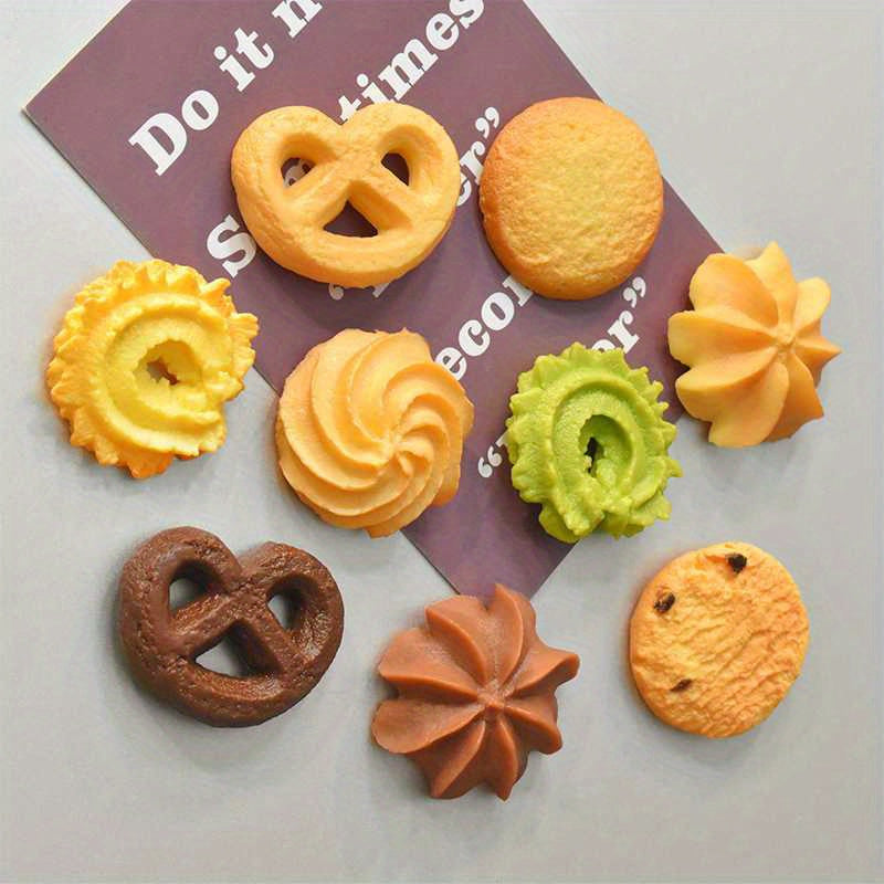 Nine-Piece Magnetic Cookie-Shaped Refrigerator Stickers Decorative Message Board for Back-to-School