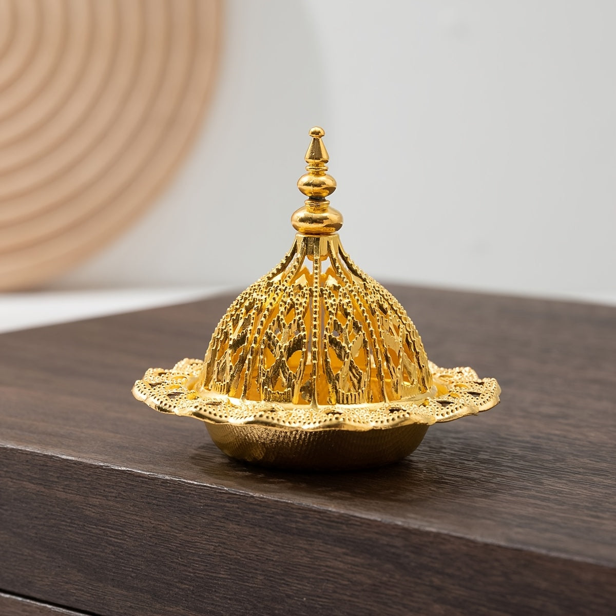 Golden Hollow-Out Resin Incense Burner with Intricate Lace Patterns for Home or Office Decor