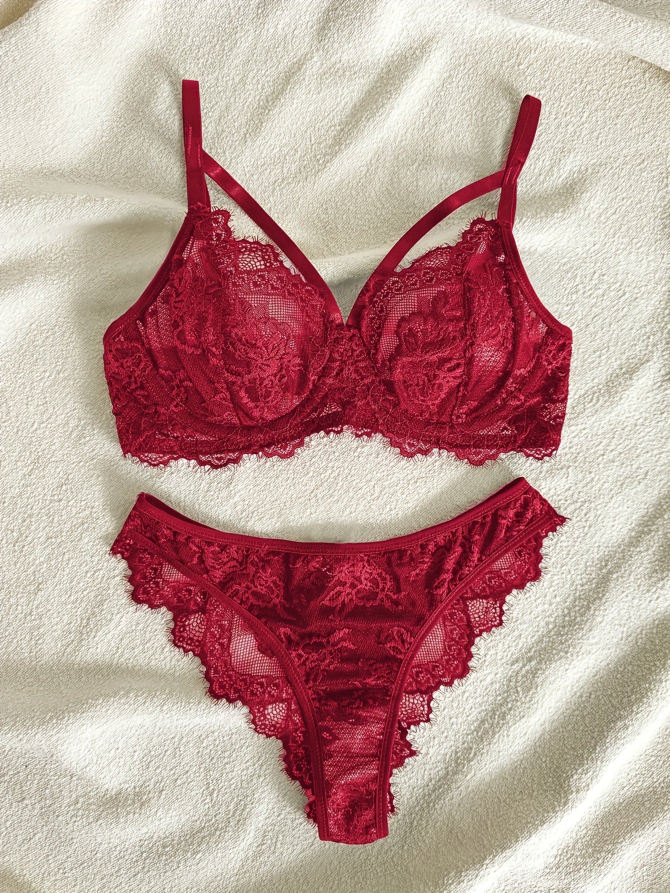 Women's Lace Lingerie Set with Underwire Bra and Mid-Rise Panties
