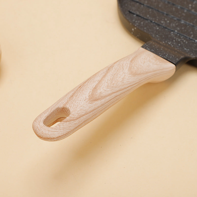 Uyda pishirish uchun ideal, bu premium alyuminiy mini qovurish panasi yopishqoq emas, BPA dan xoli va mazali nonushta va steaklar tayyorlash uchun mukammaldir.