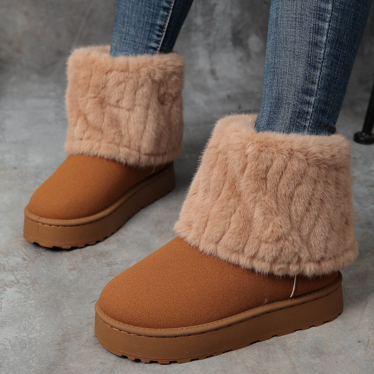 Women's Fleece-Lined Winter Boots Slip-On Round Toe Ankle Mid-Heel Durable Sole