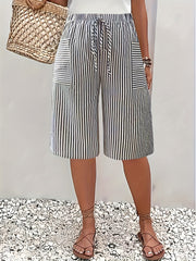 Plus Size Women's Lightweight Striped Drawstring Shorts with Pockets