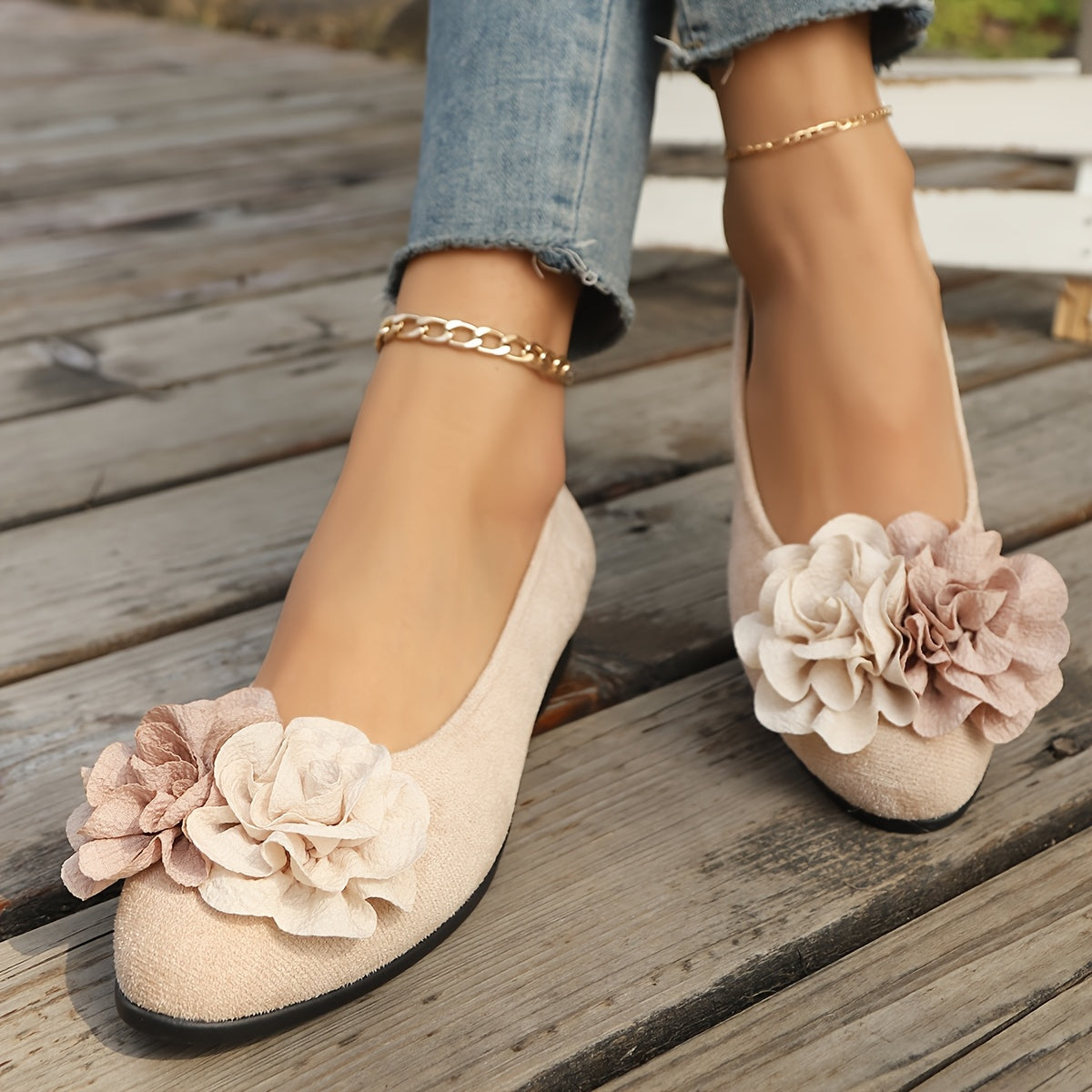 Women's Slip-On Ballet Flats with Floral Embellishments Synthetic Casual Shoes