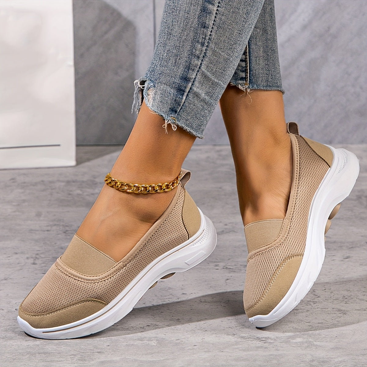 Women's Casual Mesh Slip-On Sneakers, Solid Color, Non-Slip Soft PVC Sole