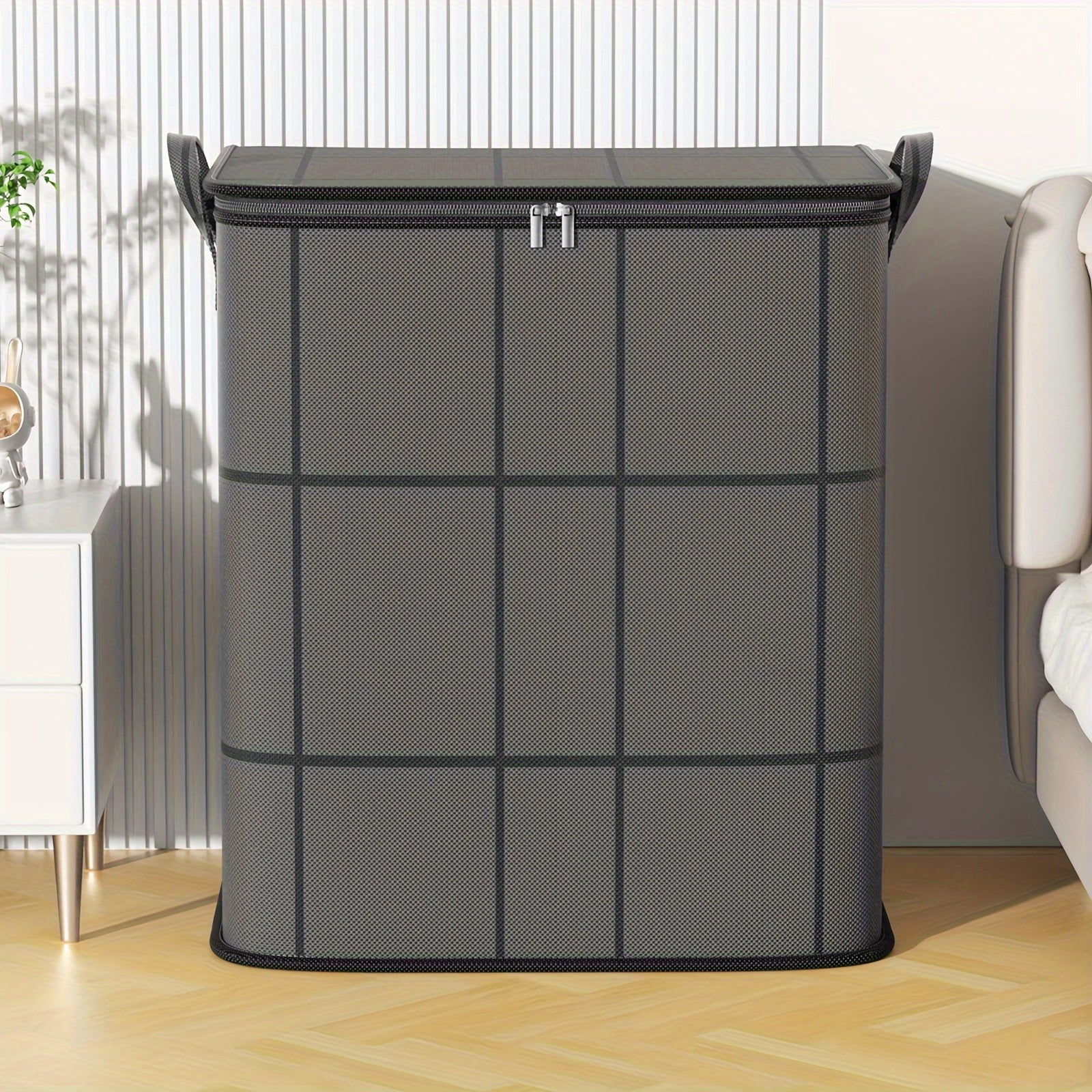 Casual Non Woven Folding Travel Bag Large Capacity Black with Handle for Clothes Toys