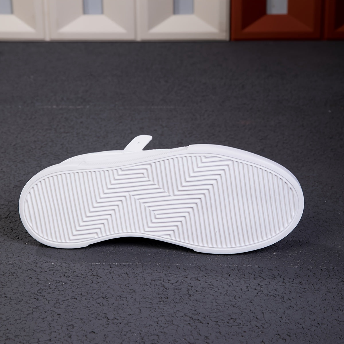 Men's White Casual Sneakers Low Top Lace-Up EVA Sole All-Season Sports Footwear