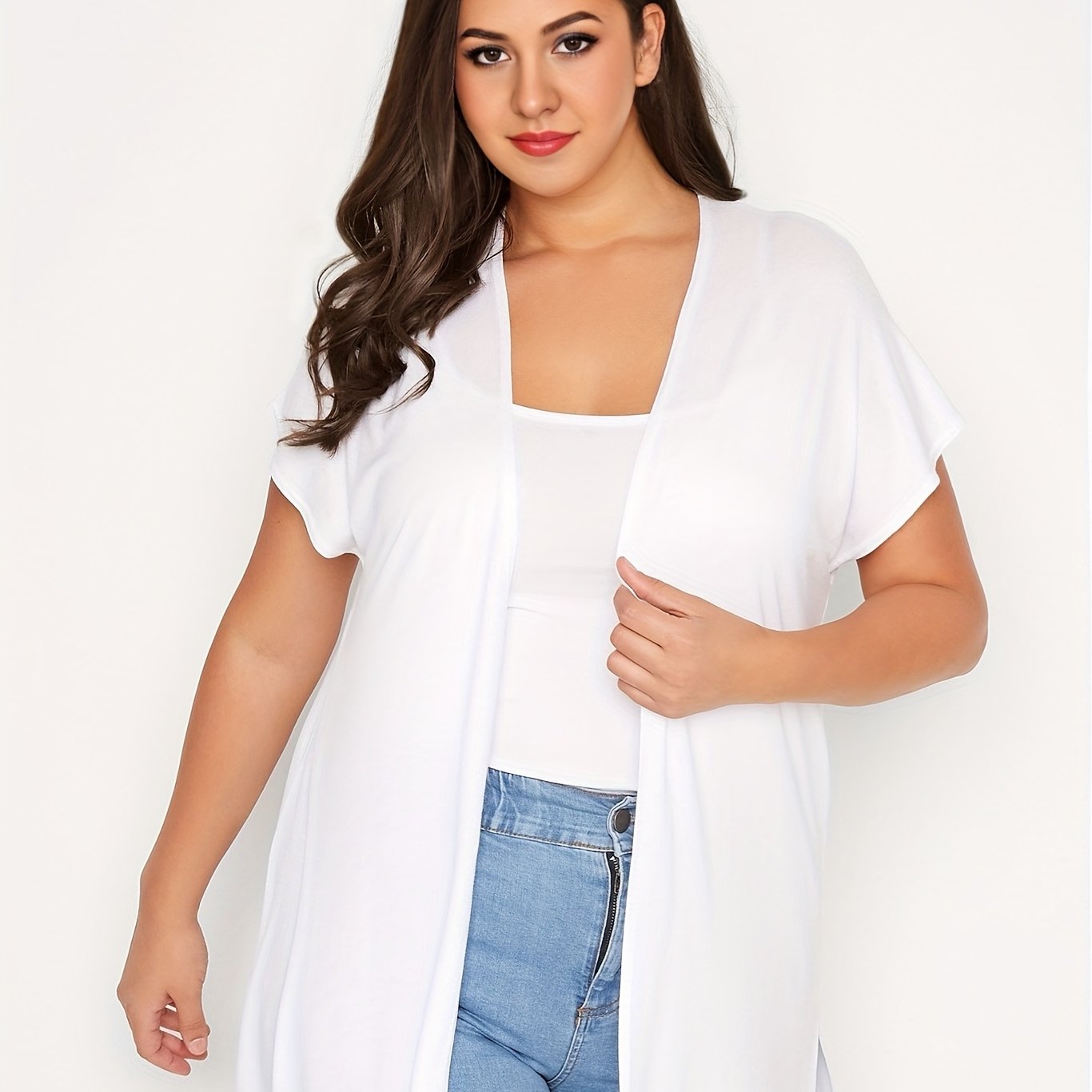 Plus o'lchamdagi ayollar uchun kundalik kardigan qisqa qo'lli va yon bo'laklar bilan