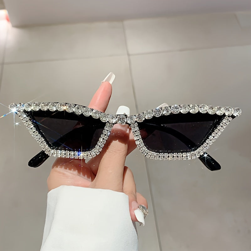 Women’s Cat Eye Glasses Shiny Rhinestone Fashion Sunglasses for Parties and Clubs