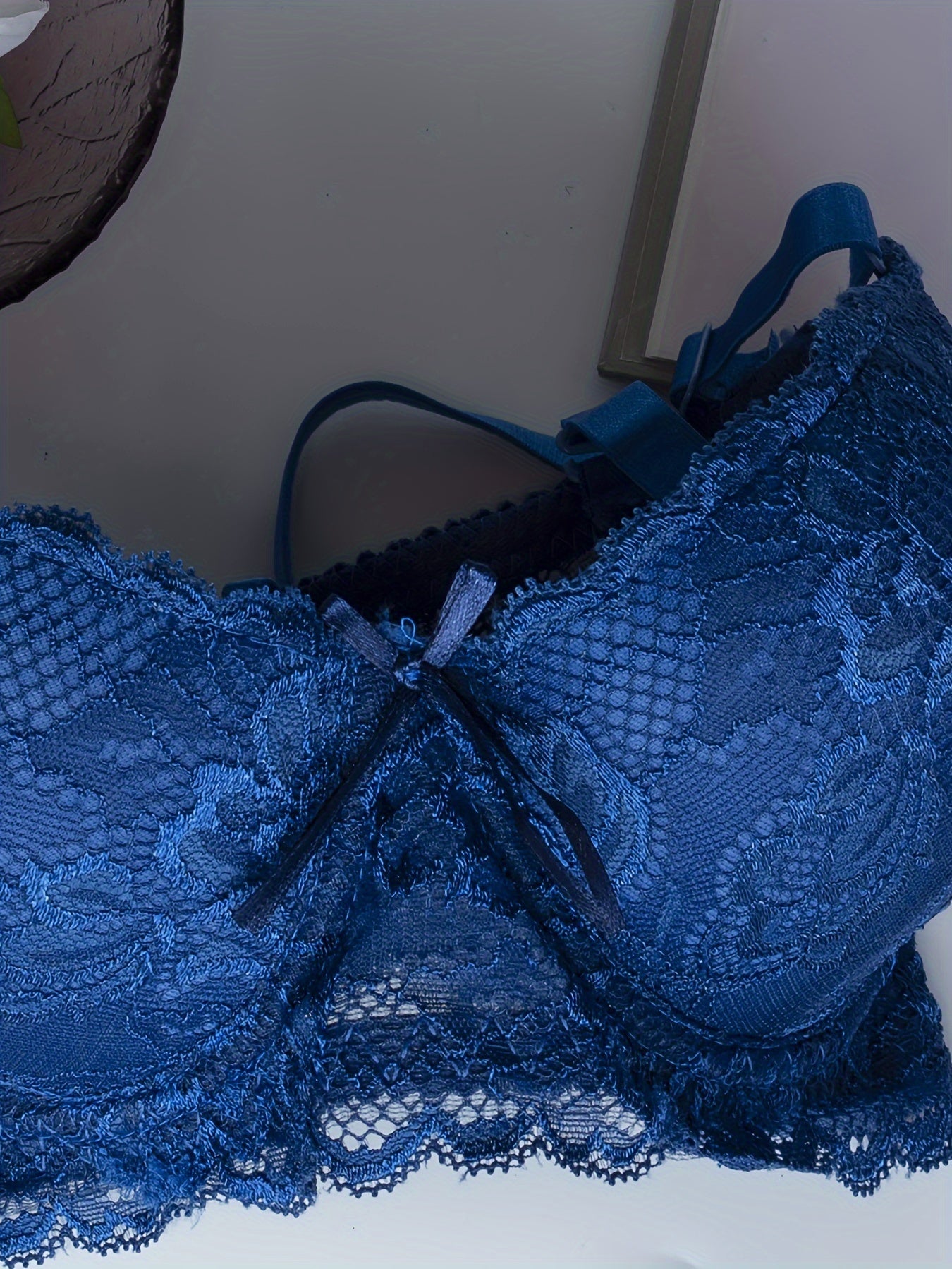 Women's Lace Lingerie Set with Underwire Push-Up Bra and Comfortable Fit