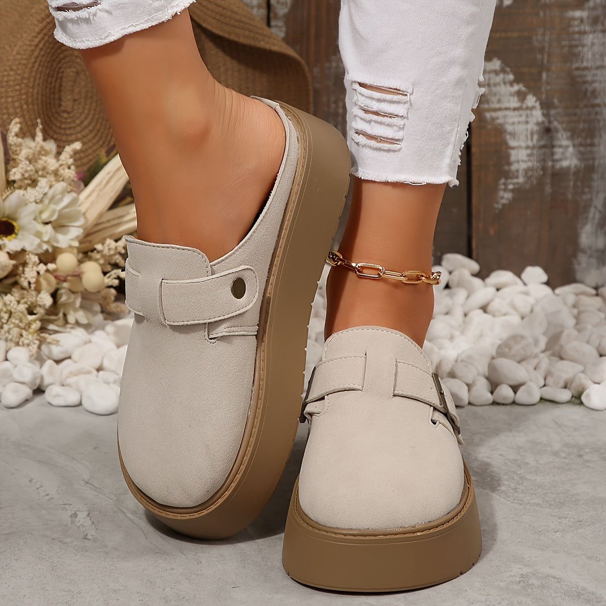 Kuzda ayollar uchun yangi retro qalin taglikli yarim-chizmaliklar, balandlikni oshirish va ochiq havoda kiyish uchun mukammal.