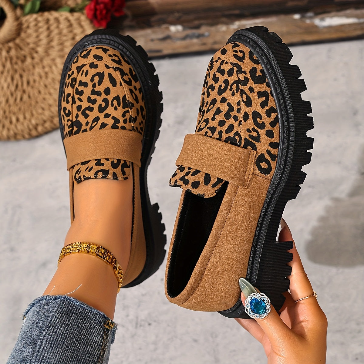 Women Leopard Print Loafers Thick Sole Comfortable Slip-On Shoes
