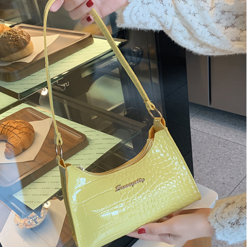 Yangi, shirin va yangi bitta yelka sumkasi ayollar uchun.