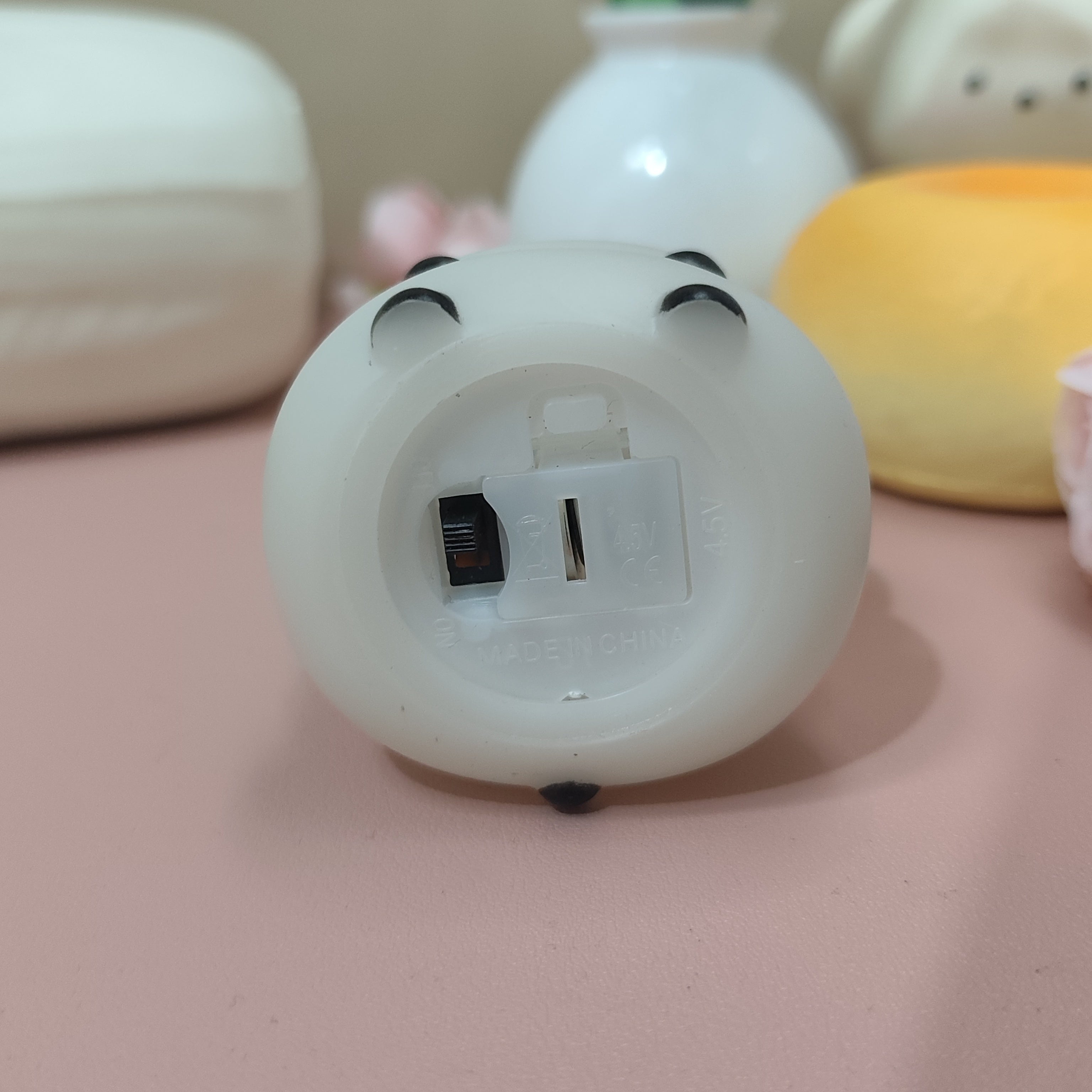 Bolalar va yotoq xonasi dekoratsiyasi uchun tugmani boshqarish bilan batareyali Panda kechqurun chiroqi