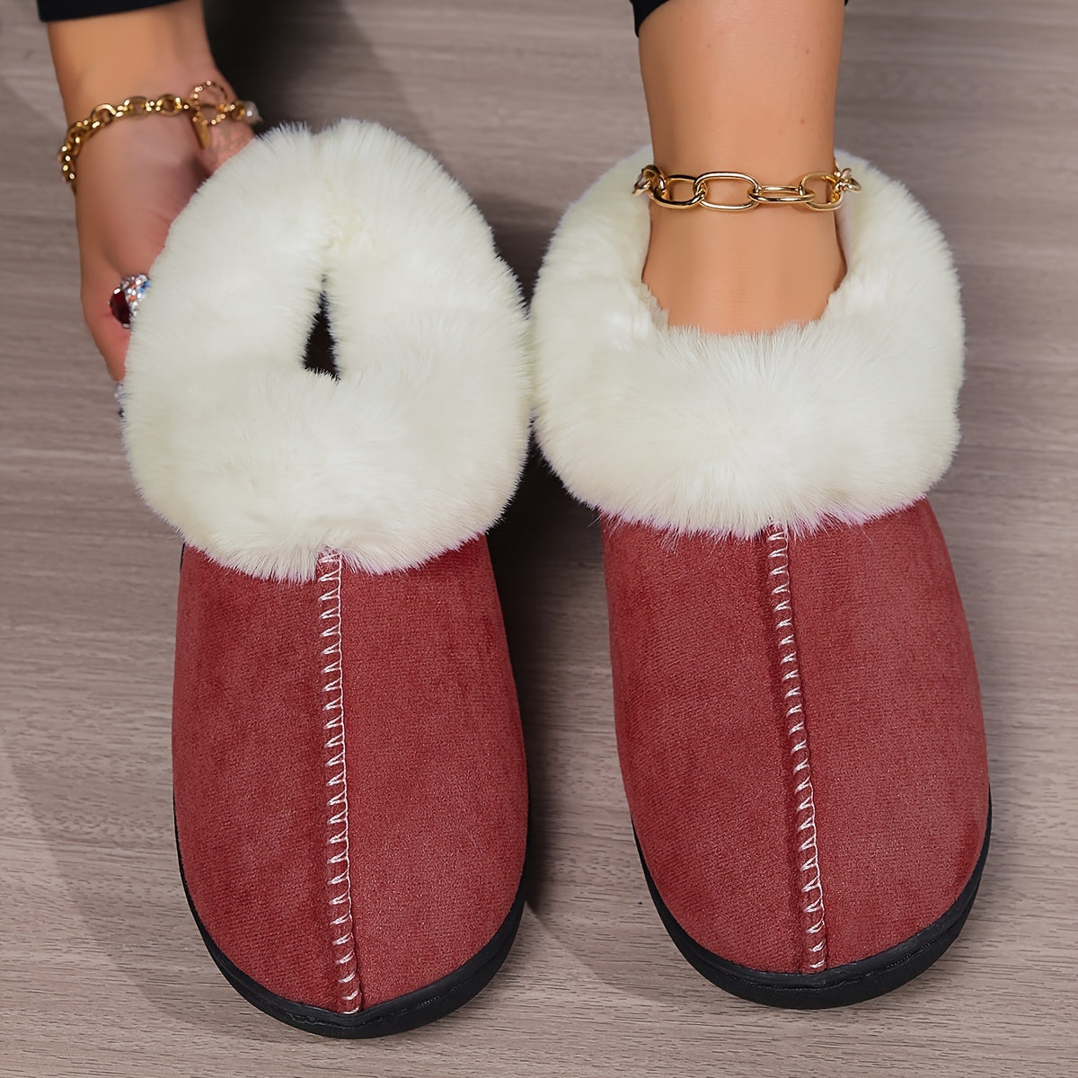 Women's Plush Lined Slippers Solid Color Cozy Home Slip Ons
