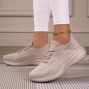 Women's Casual Low-Top Sneakers Breathable Fabric Lightweight Athletic Shoes