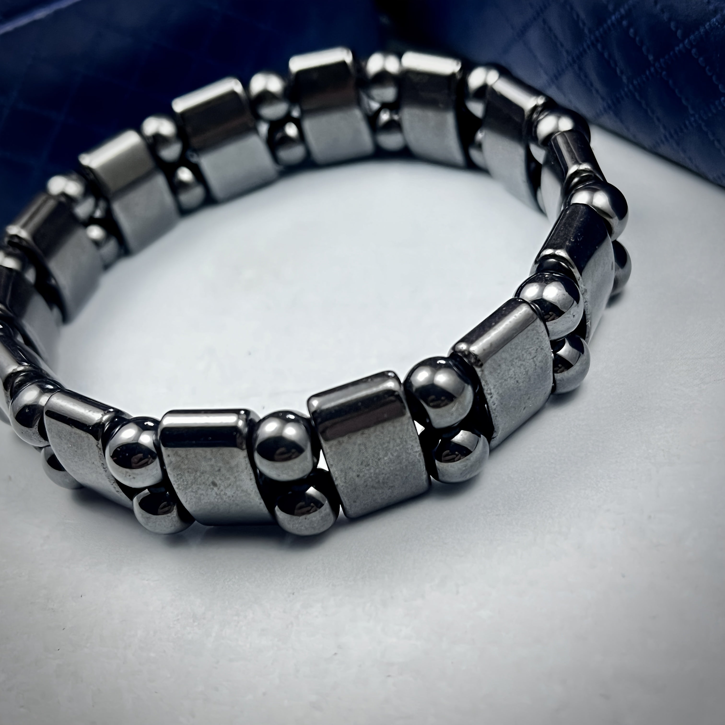 Ayollar uchun tabiiy toshlar va Terahertz davolash toshlari bilan Boho Beaded Bracelet