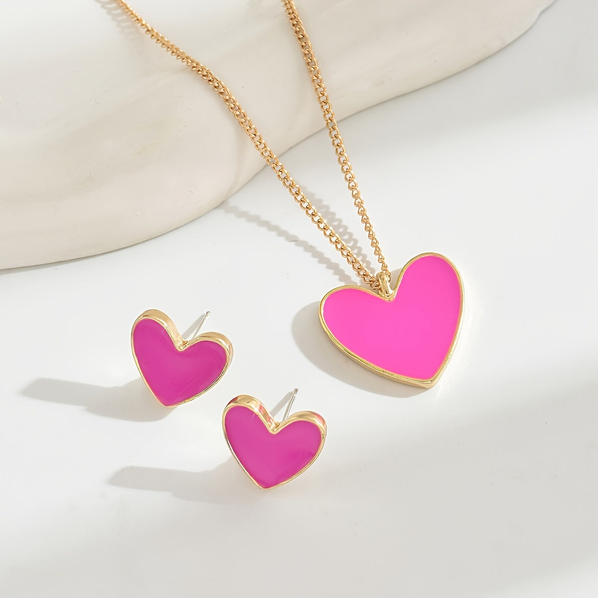 Elegant Heart Jewelry Set for Women 3-Piece Necklace and Stud Earrings Gift