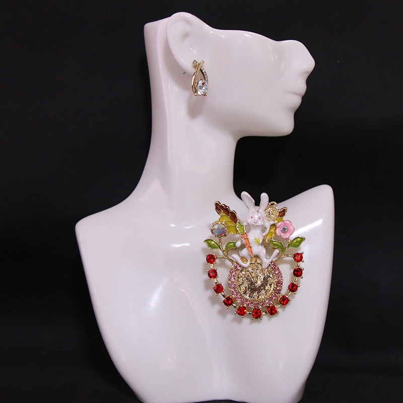 Jadeite Rabbit Brooch Pin Women's Jewelry Luxurious Unique Shape