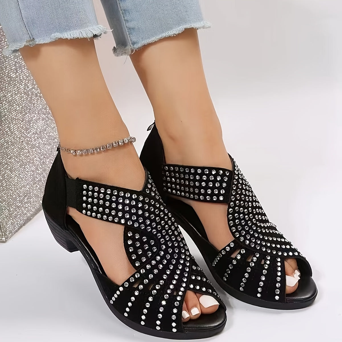 Women's Low Heel Rhinestone Cutout Chunky Sandals Plus Size Summer