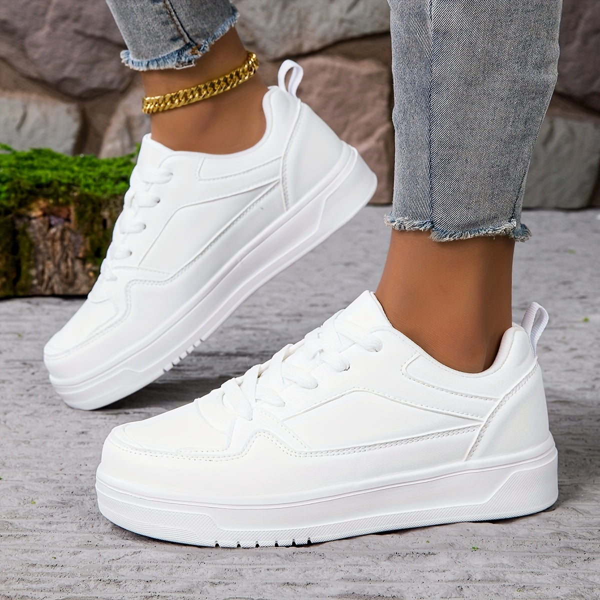 Women's Faux Leather Sneakers Non-Slip Lace-Up Lightweight EVA Sole Fabric Lining