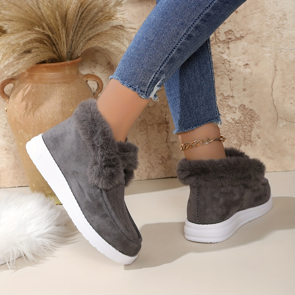 Women's Fleece-Lined Snow Boots Cozy Winter Ankle Boots for Outdoors