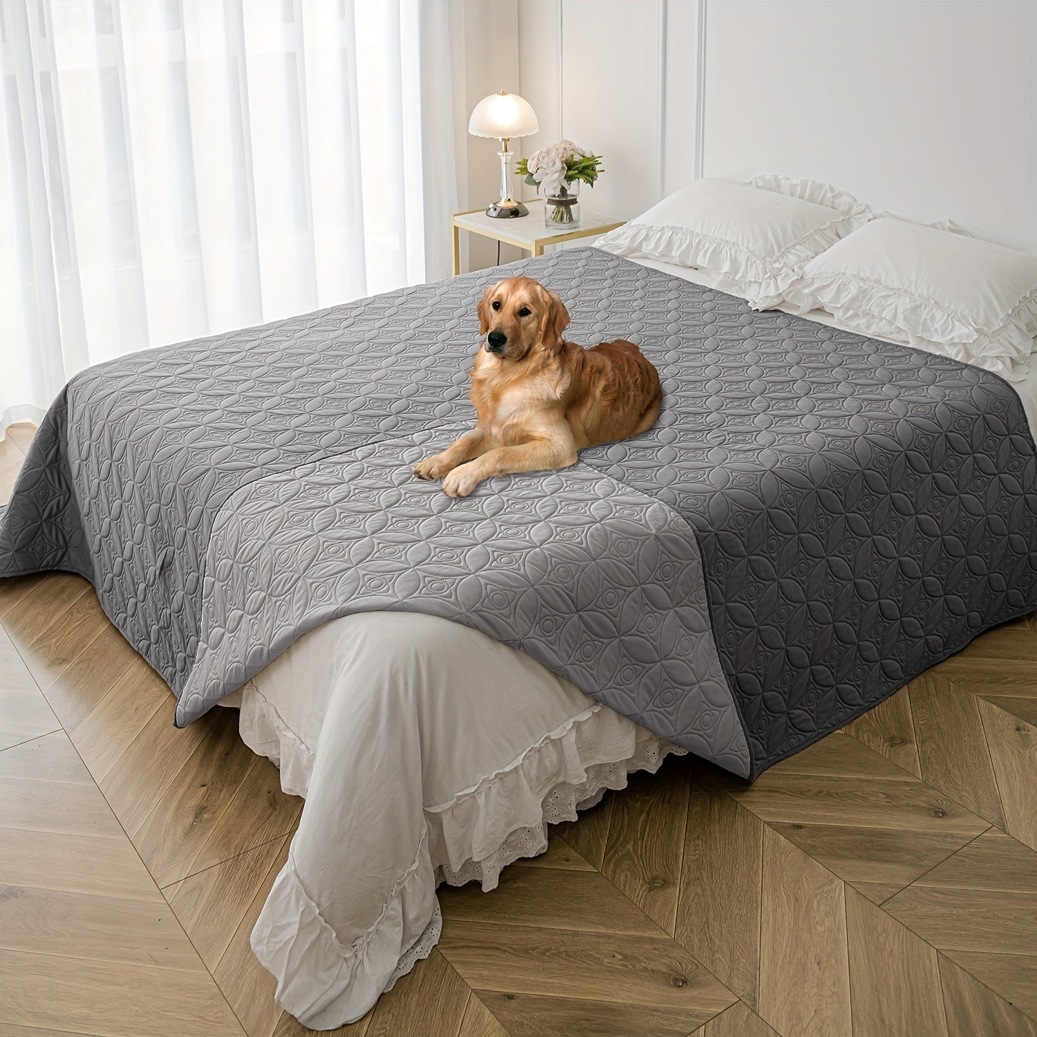 Waterproof Dog Bed Cover Non-Slip Stain-Resistant Furniture Sofa Protector for Small to Medium Dogs