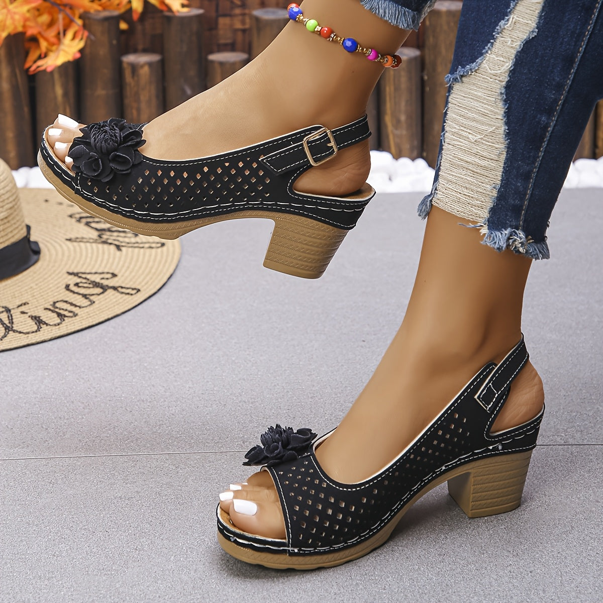 Women's Summer Casual Wedge Sandals Breathable Synthetic Floral Embellishments