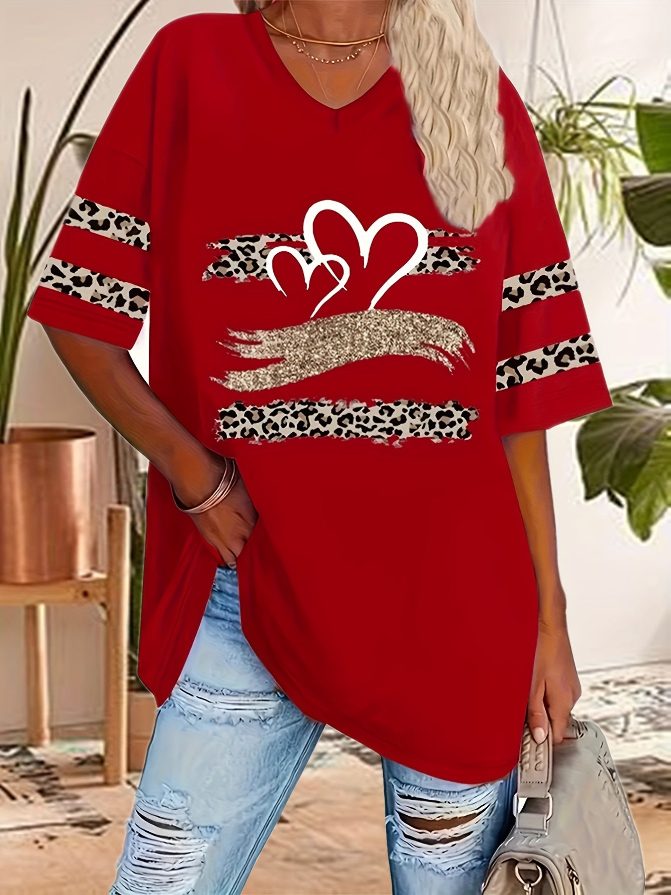 Plus Size Women's V-Neck T-Shirt Short Sleeve Heart Butterfly Print Casual Top