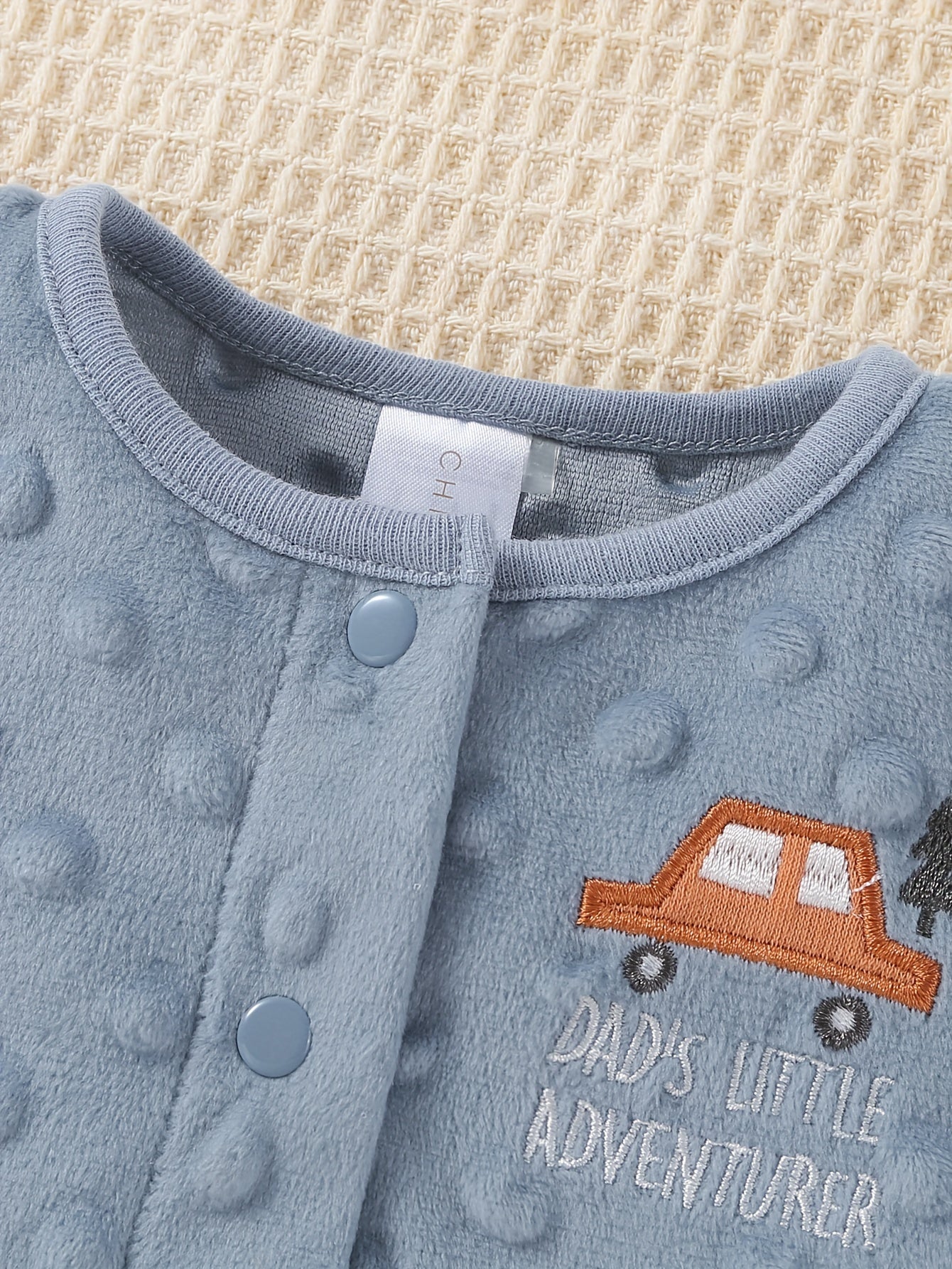 Kichkina erkaklar uchun multfilm mashina velur kostyumi, kuz-qish uchun 4 ta qismli to'plam