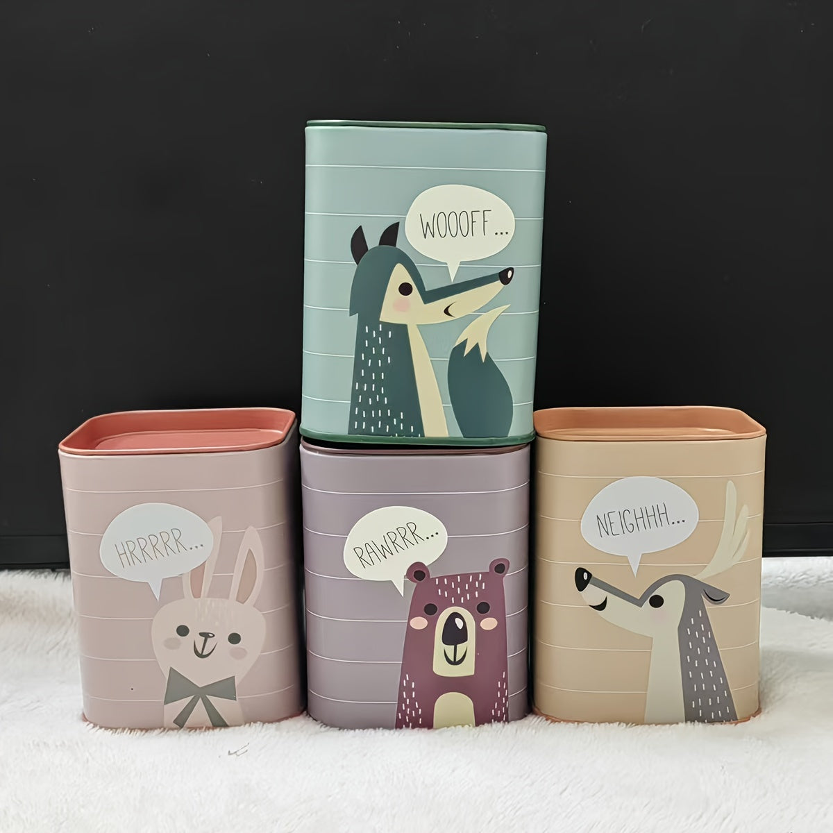 Alcancía de metal cuadrada para niños con animales de dibujos animados en colores aleatorios