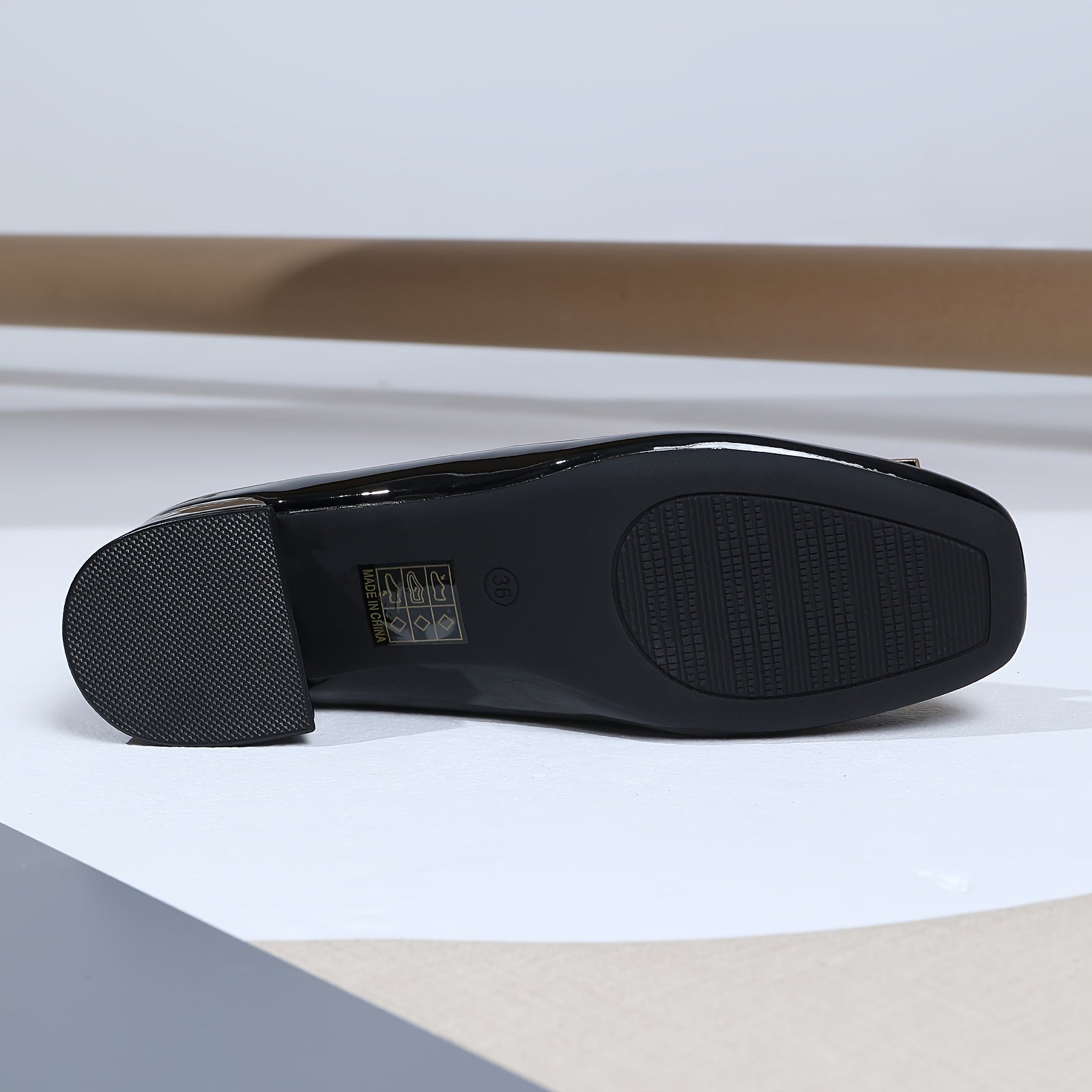 Women's Lightweight Thick Heel Shoes with Round Toe All-Season Use