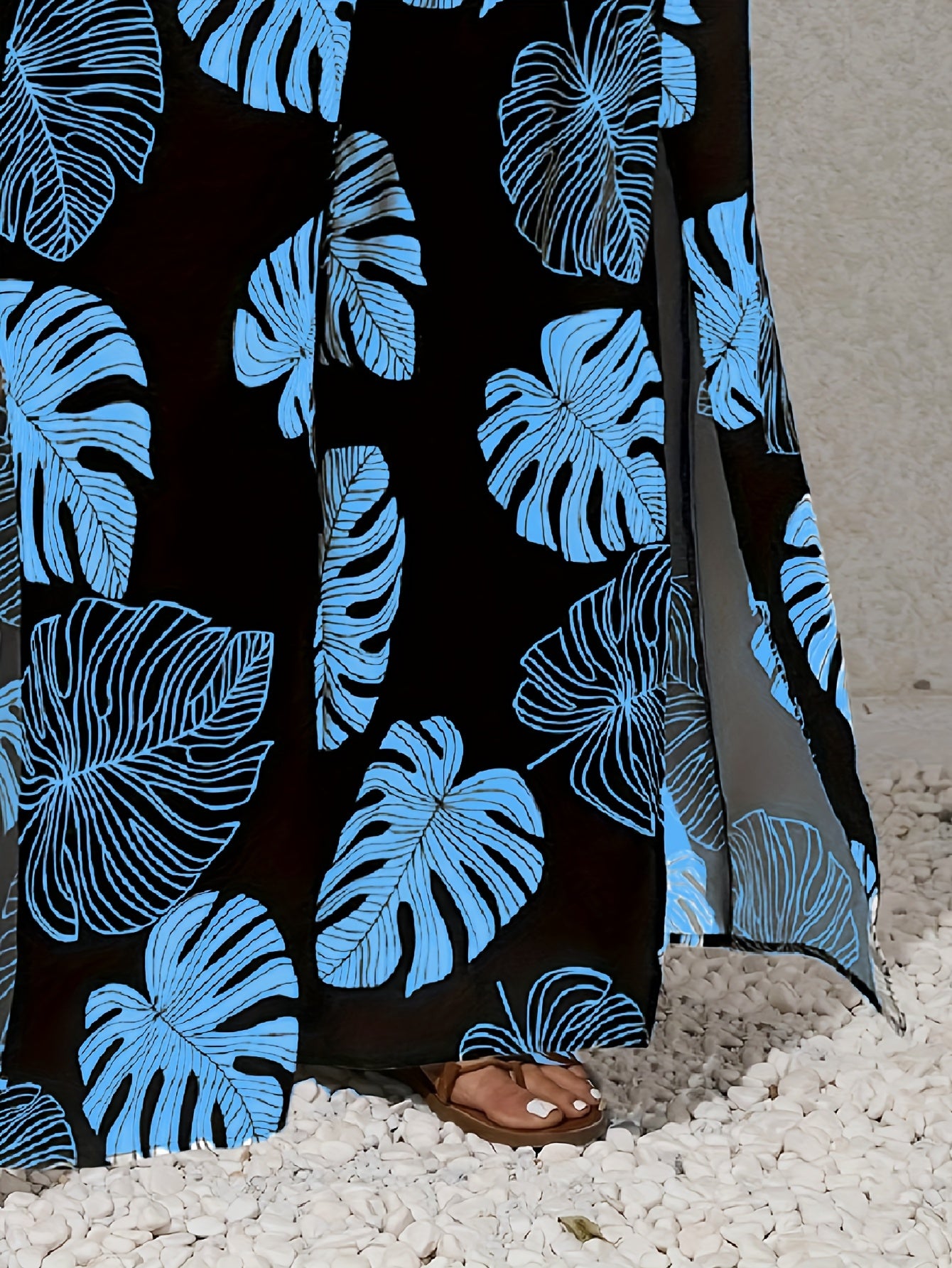 Plus Size Women's Wide Leg Pants Polyester Blend High-Rise Leaf Print Black White