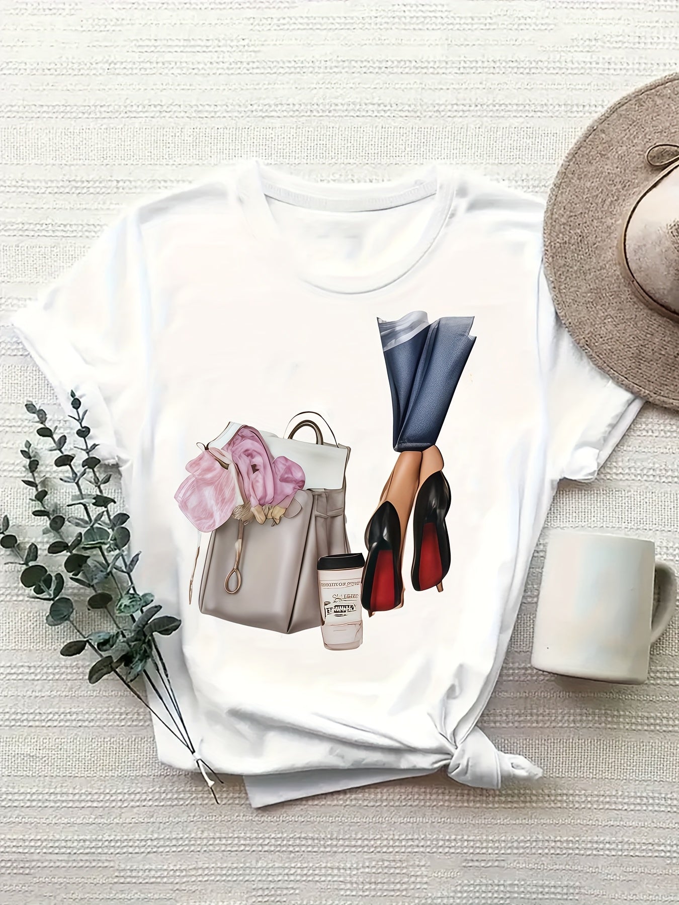 Plus Size Women's Casual T-Shirt with Graphic Print Short Sleeve White