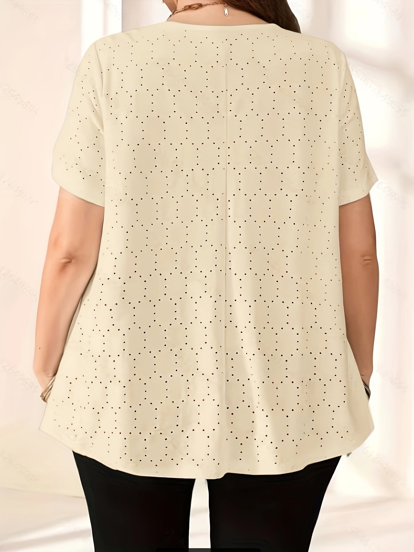 Plus Size Women's Casual Short Sleeve Tee Solid Color Relaxed Fit Breathable Top